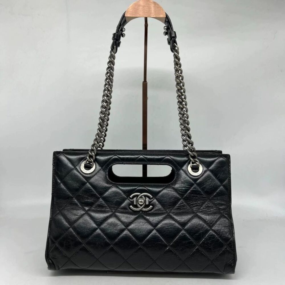 Chanel Women Pre-Loved Bag Very Good Condition